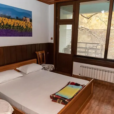 Otel Семеен Хотел Джамура *